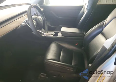 2022 Tesla Model Y from USA, damaged, VIN 7SAYGDEE3NF327269